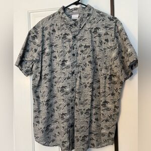 Columbia Men’s Button Own Shirt Size XL